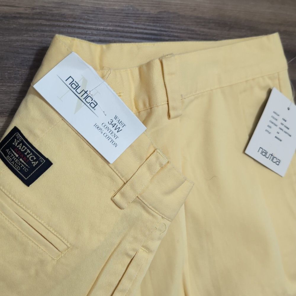 NEW Vintage Nautica Style B55236 Shorts Mens 34 Corn Yellow Pleated Chino Preppy